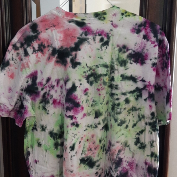 TYE DYE TSHIRT - Picture 2 of 2